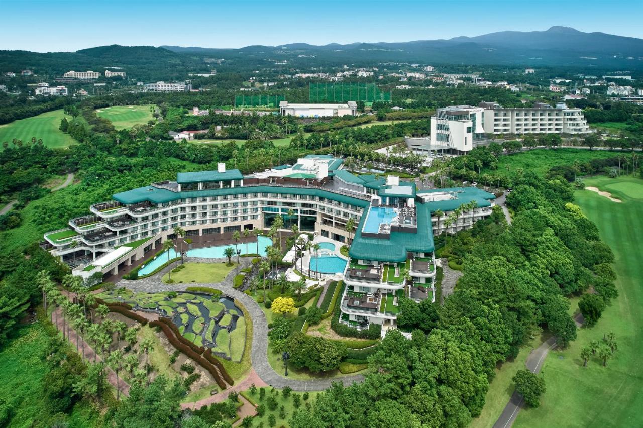 فندق مدينة سيوجويبوفي  Grand Josun Jeju المظهر الخارجي الصورة